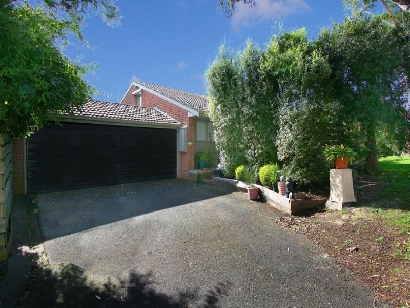 2/4 Illoura Avenue, Ringwood East VIC 3135