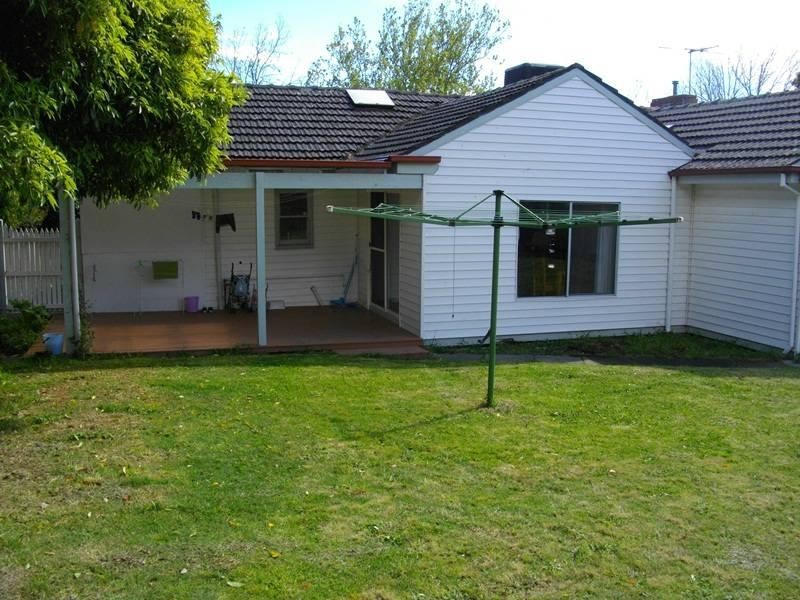 5 Talofa Avenue, Ringwood East VIC 3135