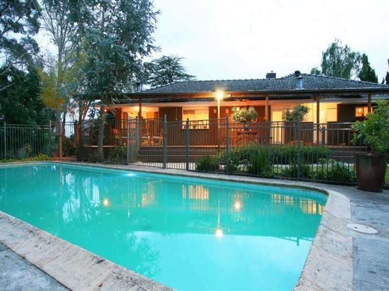 6 Bromley Close, Heathmont VIC 3135