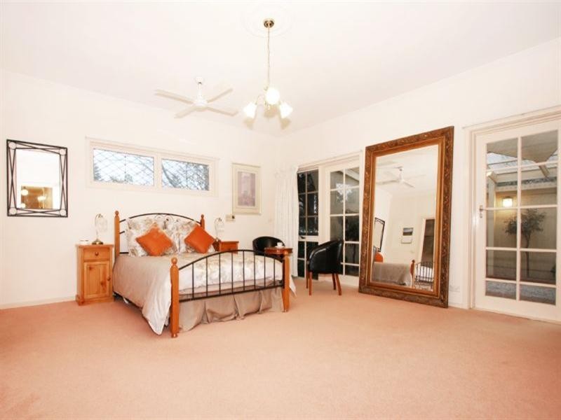 6 Bromley Close, Heathmont VIC 3135