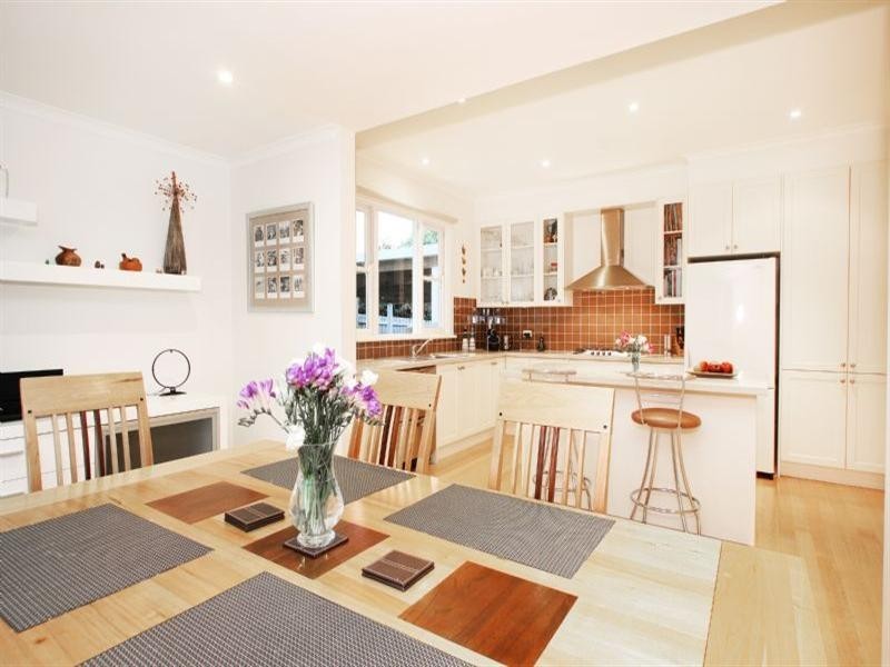 12 Morcom Avenue, Ringwood East VIC 3135