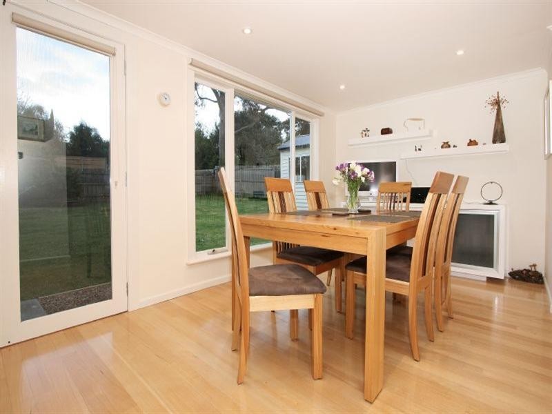 12 Morcom Avenue, Ringwood East VIC 3135