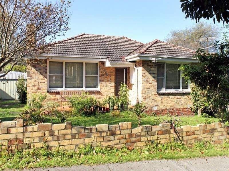 12 Merrilong Street, Ringwood East VIC 3135
