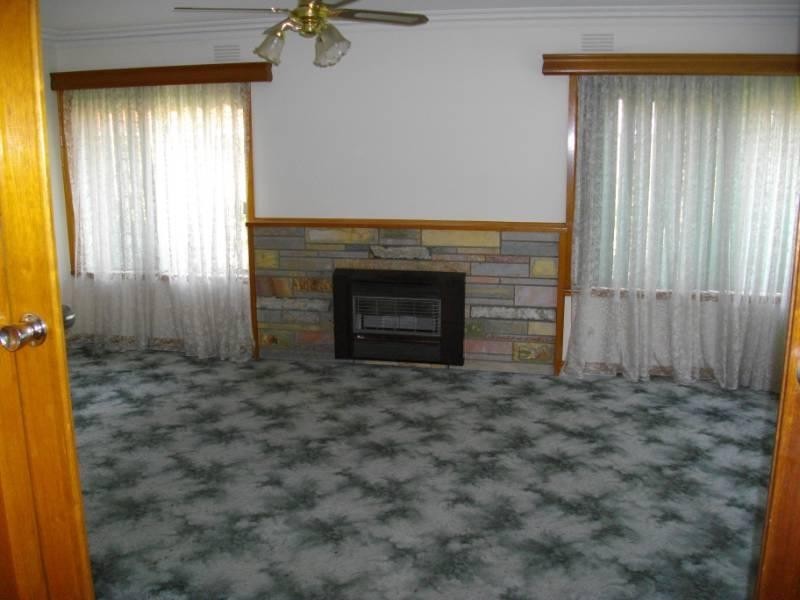 60 Botha Avenue, Reservoir VIC 3073