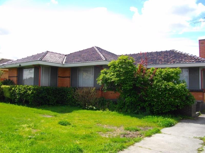 50 Botha Avenue, Reservoir VIC 3073