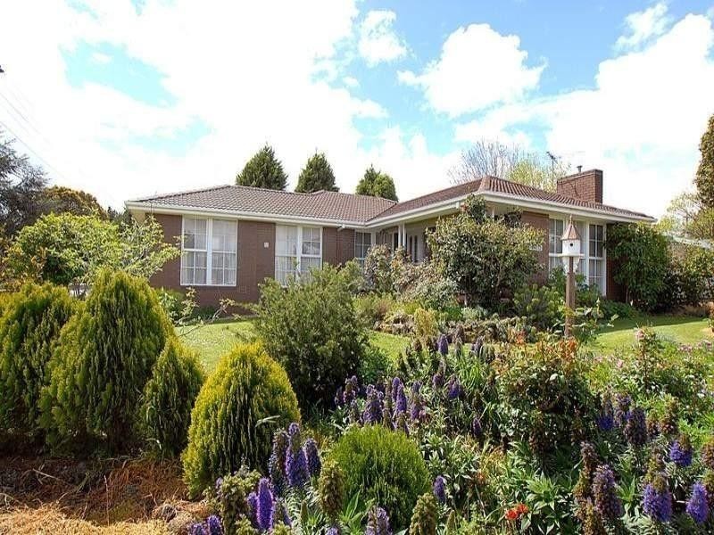 92 Windella Crescent, Glen Waverley VIC 3150