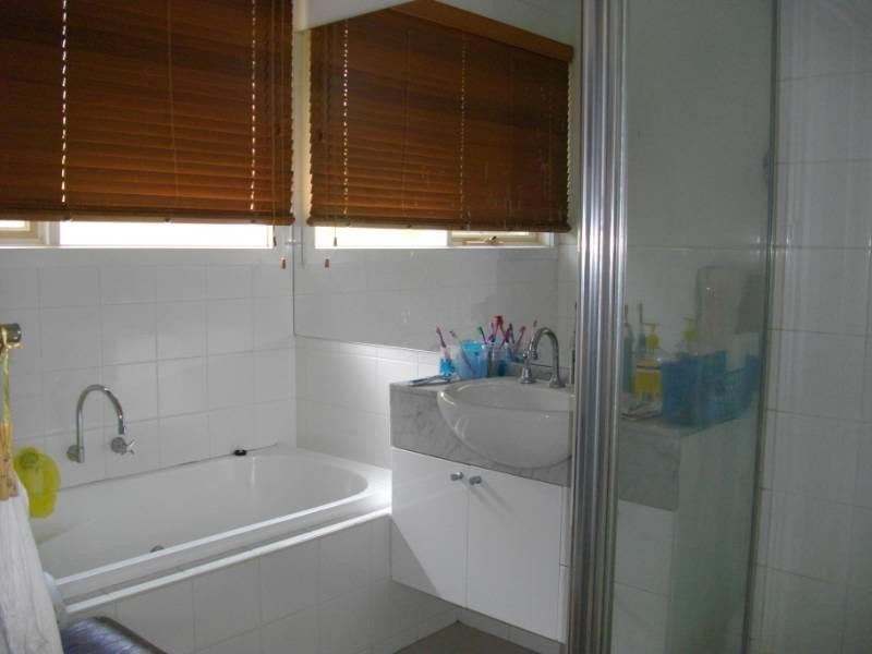 7 Thiele Street, Doncaster VIC 3108