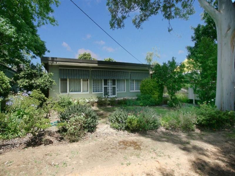 20 Aurumn Crescent, Ringwood North VIC 3134