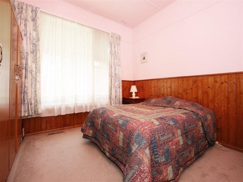 20 Aurumn Crescent, Ringwood North VIC 3134