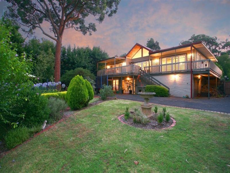 3 Ruthven Way, Ringwood East VIC 3135