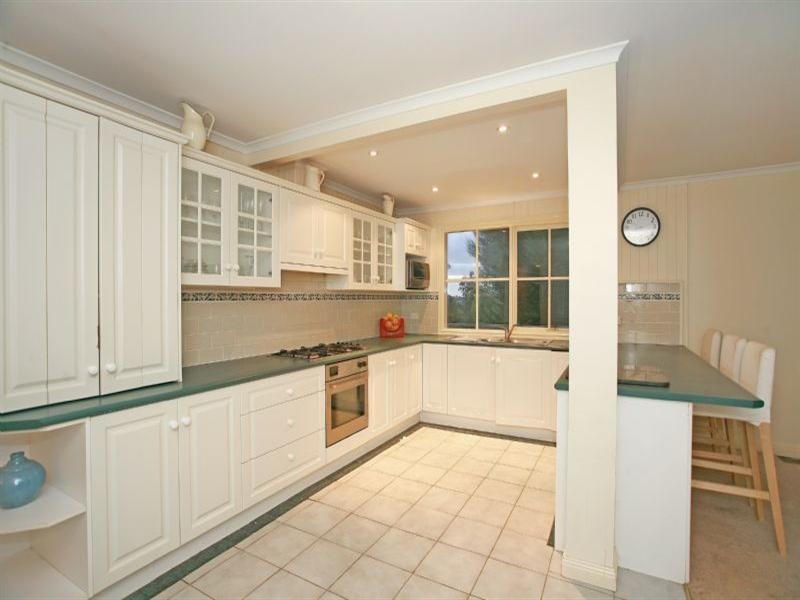 3 Ruthven Way, Ringwood East VIC 3135