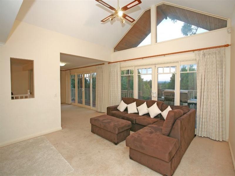 3 Ruthven Way, Ringwood East VIC 3135