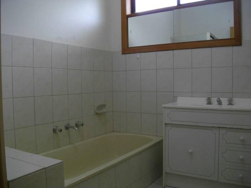 2/21 New Street, Ringwood VIC 3134