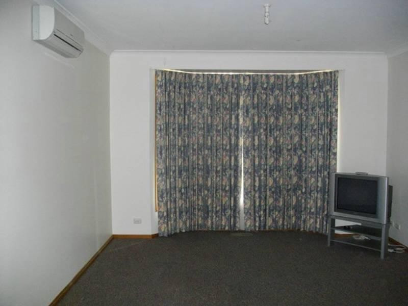 2/21 New Street, Ringwood VIC 3134