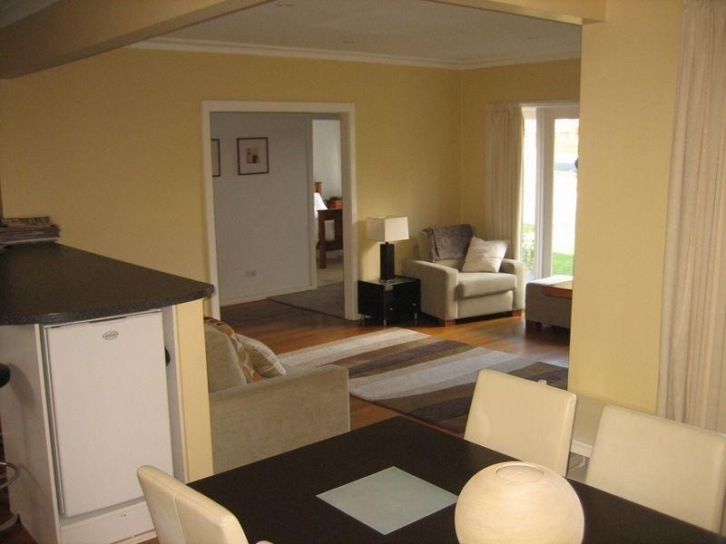 22 Lockhart Road, Ringwood North VIC 3134