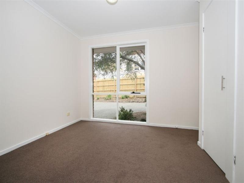 1/10 Lena Grove, Ringwood East VIC 3135