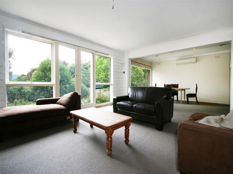 10 Hender Street, Ringwood East VIC 3135