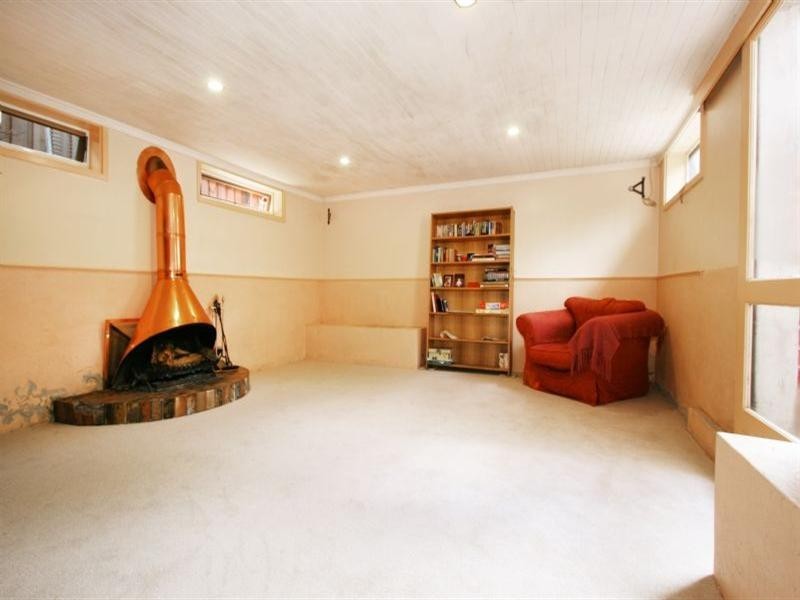 10 Hender Street, Ringwood East VIC 3135