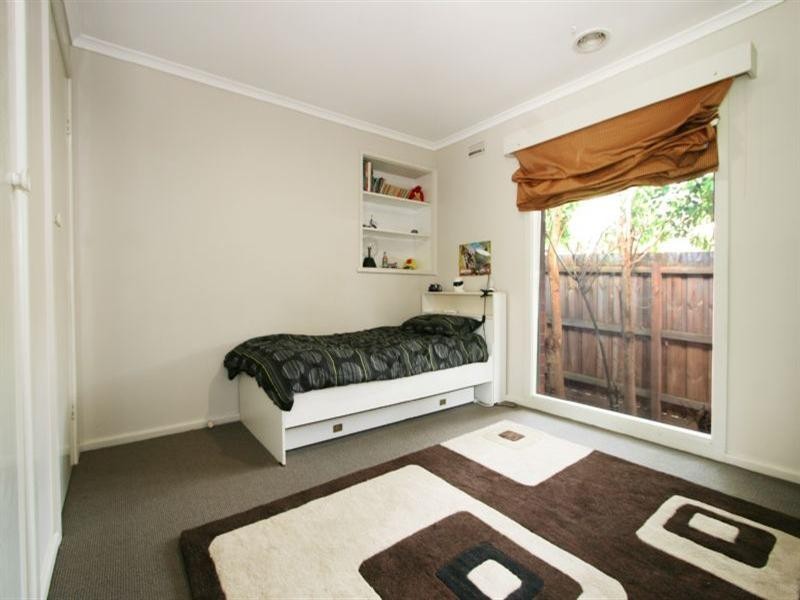 10 Hender Street, Ringwood East VIC 3135