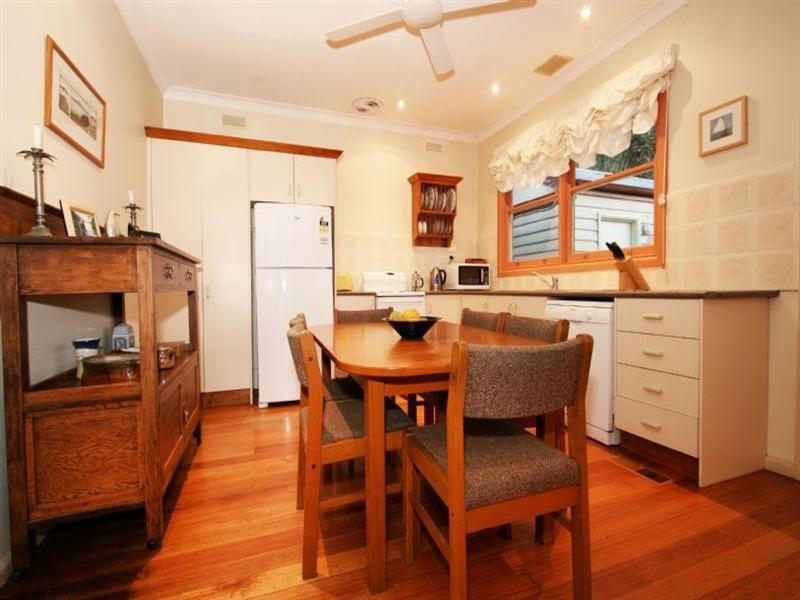 1/9 Leonard Street, Ringwood VIC 3134