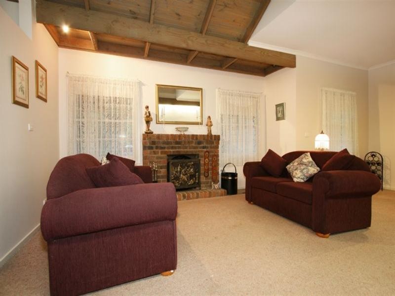 107 Alto Avenue, Croydon VIC 3136