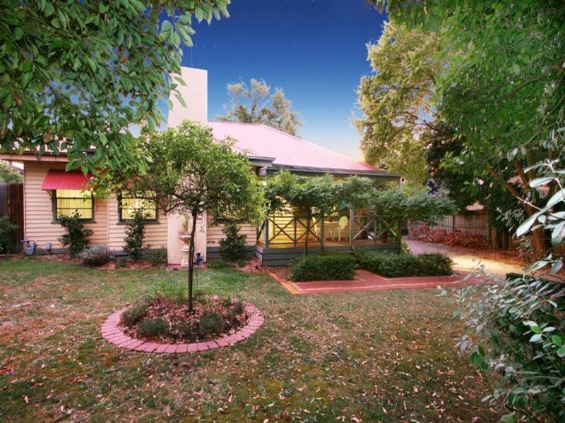 107 Alto Avenue, Croydon VIC 3136