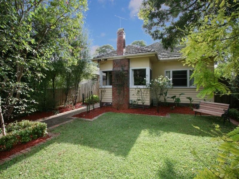 48 Old Lilydale Road, Ringwood East VIC 3135