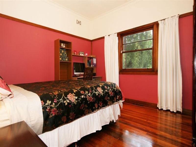 48 Old Lilydale Road, Ringwood East VIC 3135