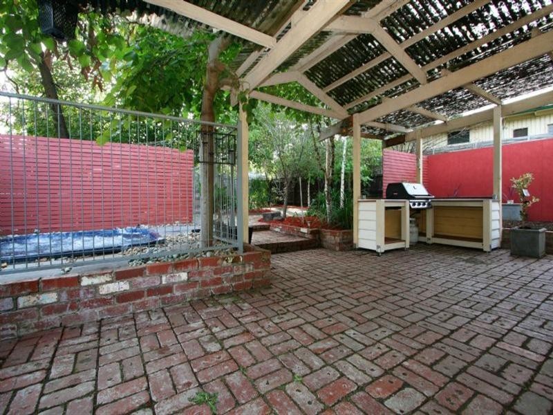 48 Old Lilydale Road, Ringwood East VIC 3135