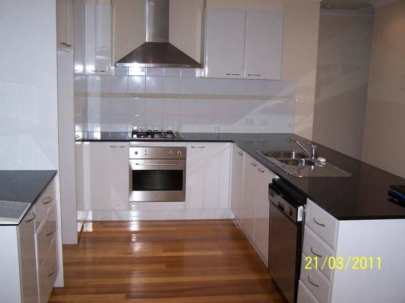 6/33-35 Oban Road, Ringwood VIC 3134