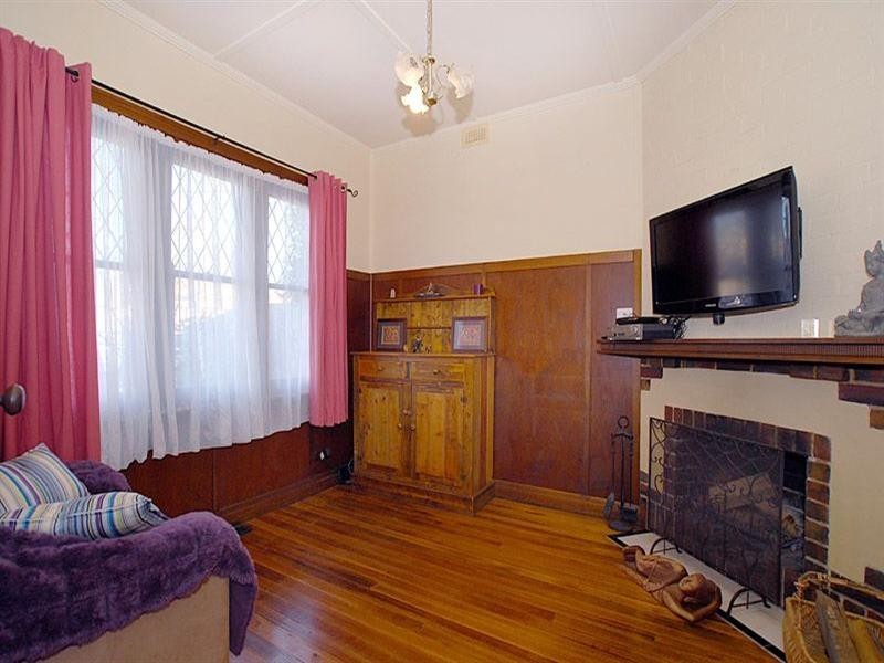 24 Haines Street, Mitcham VIC 3132