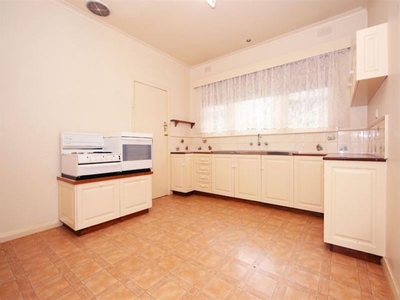 31 Dickasons Road, Heathmont VIC 3135