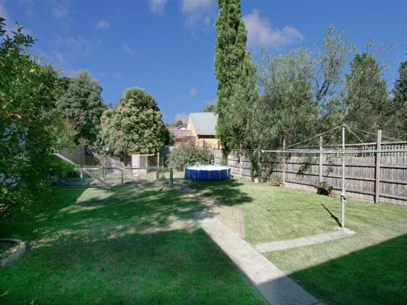 2a Shasta Avenue, Ringwood East VIC 3135