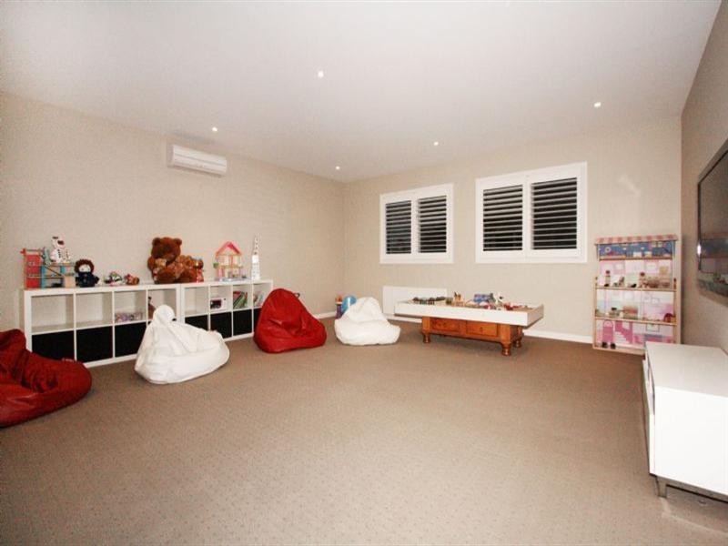 11A Evelyn Road, Ringwood North VIC 3134