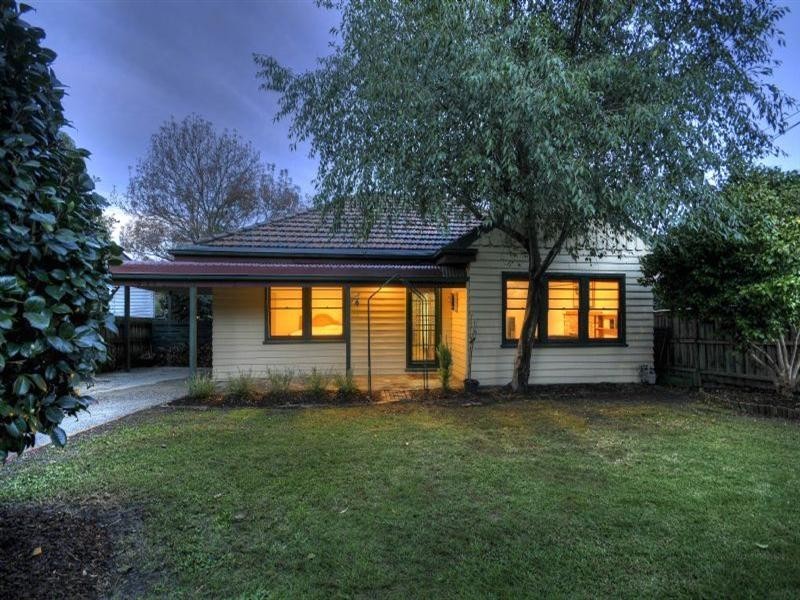17 Bayswater Road, Croydon VIC 3136