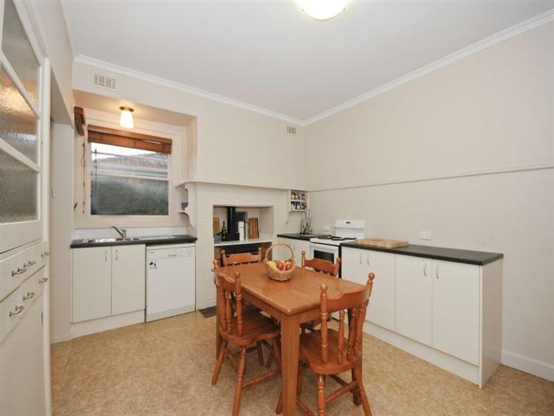 17 Bayswater Road, Croydon VIC 3136