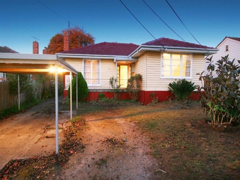 11 Heywood Street, Ringwood VIC 3134