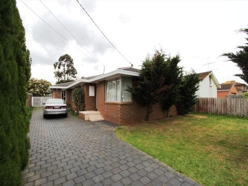 7 Tamar Drive, Melton South VIC 3338