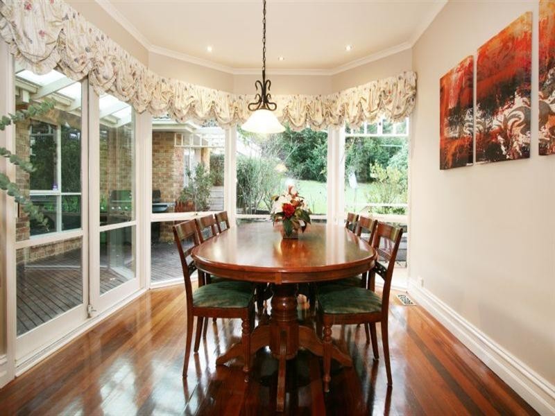 26 Daniel Court, Warranwood VIC 3134