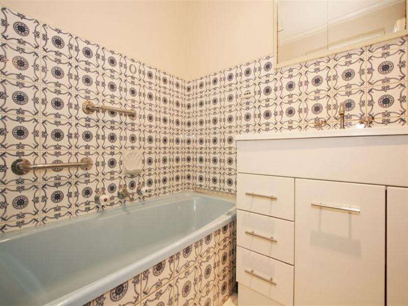 4/33-35 Bond Street, Ringwood VIC 3134