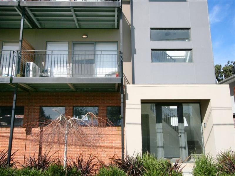 6/5 Churchill Street, Ringwood VIC 3134