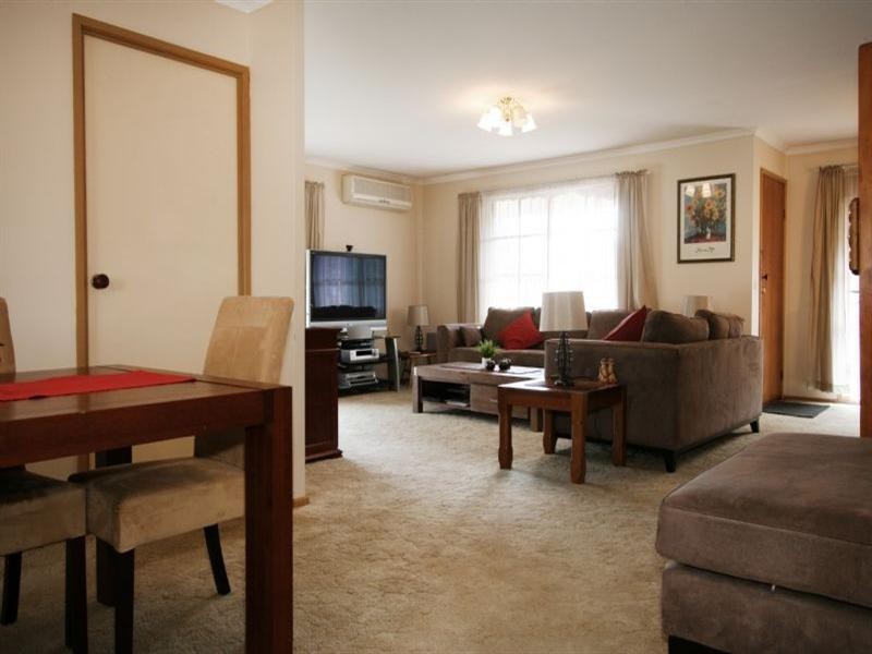 1/92 Mt Dandenong Road, Ringwood East VIC 3135