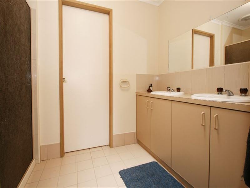 1/92 Mt Dandenong Road, Ringwood East VIC 3135