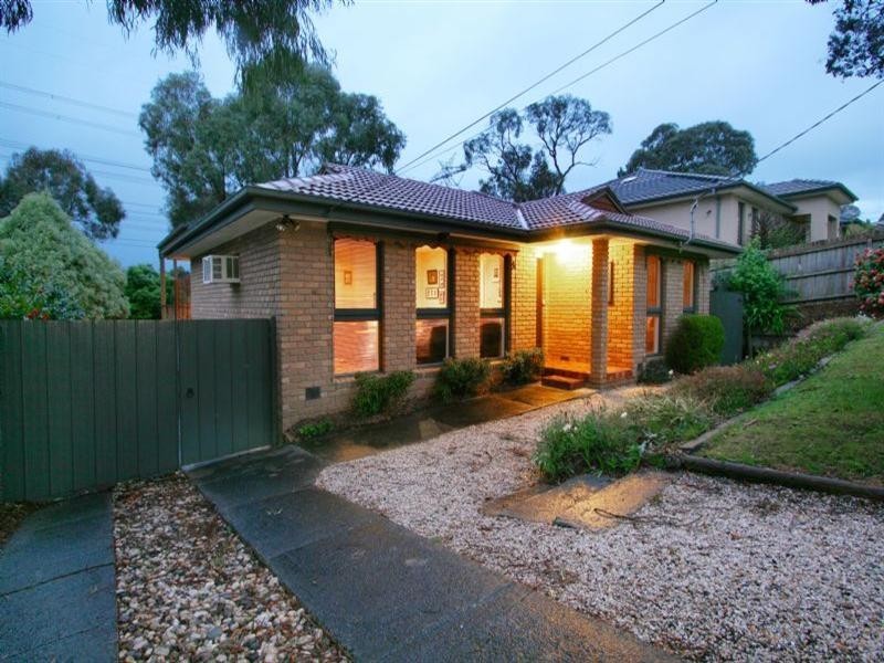 24 Glenvale Road, Ringwood North VIC 3134
