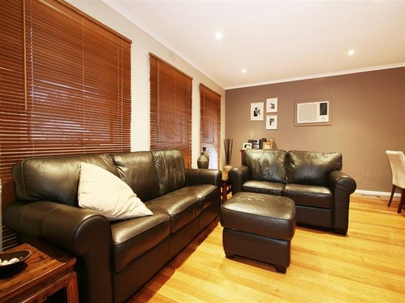 24 Glenvale Road, Ringwood North VIC 3134