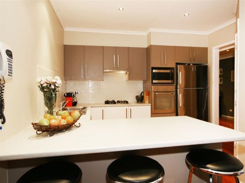 24 Glenvale Road, Ringwood North VIC 3134