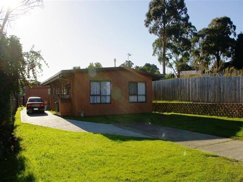 2/139 Bedford Road, Ringwood East VIC 3135