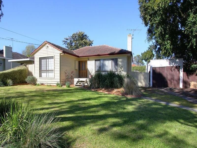 13 Inez Avenue, Ringwood VIC 3134