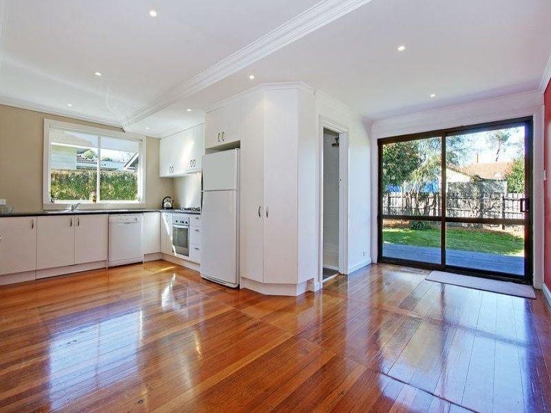 13 Inez Avenue, Ringwood VIC 3134