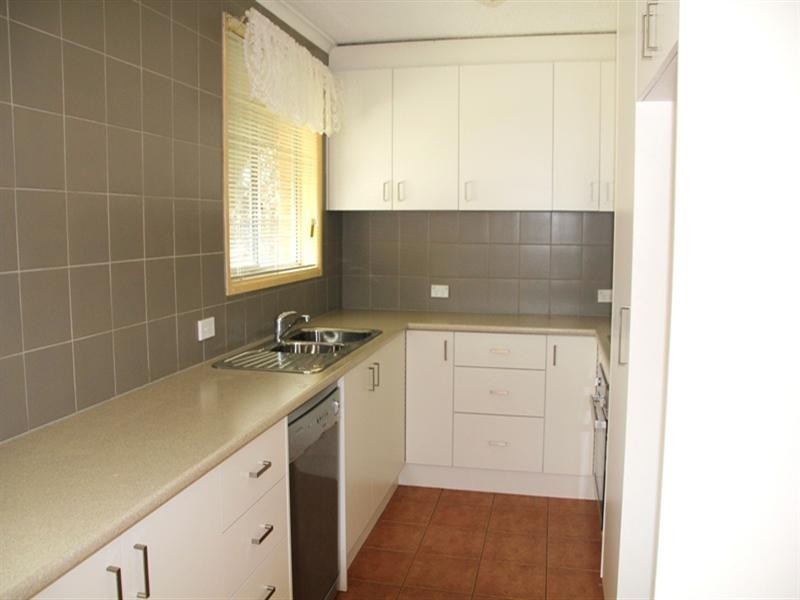 13 Cherry Tree Grove, Croydon VIC 3136